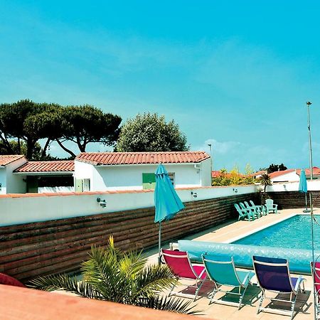 Hotel Jerodel Le Bois-Plage-en-Ré Екстериор снимка